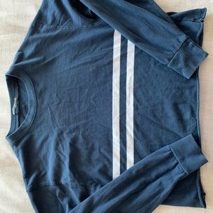 Long sleeve crew neck t-shirt